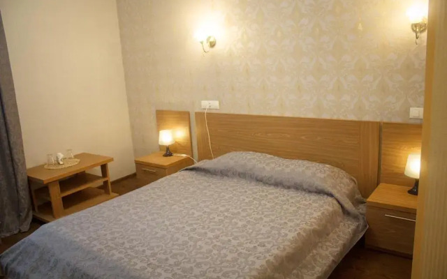 Hotel on Frontovaya 10 комната для гостей
