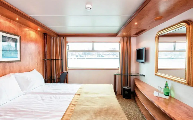 Отель Regis Hotelschiff Düsseldorf Германия, Дюссельдорф - отзывы, цены и фото номеров - забронировать отель Regis Hotelschiff Düsseldorf онлайн комната для гостей