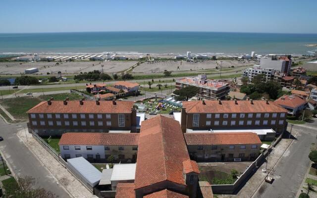 Grand Hotel Santa Teresita 1