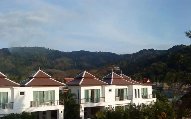 Отель Kamala Luxury villa вид на фасад