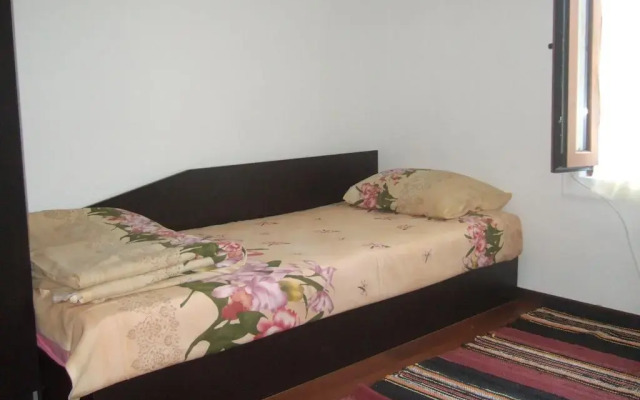 Отель Vitanova Guest House Боженци комната для гостей