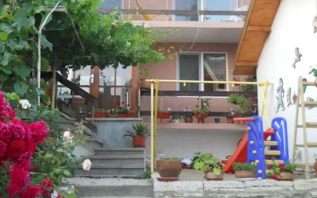 Отель Villa Snejanka вид на фасад