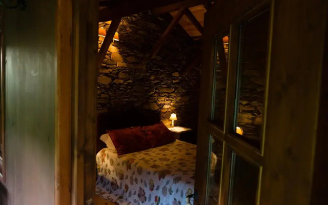 Отель Quinta Da Rabaçosa - Turismo Rural Кастро-Дайре комната для гостей