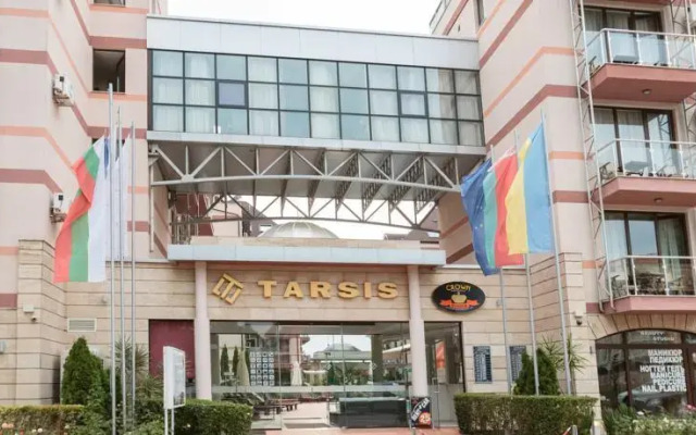 Apartment in Tarsis Hotel & Spa Солнечный берег вид на фасад