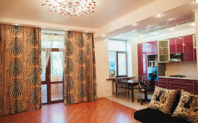 Гостиница Apartamenty na Krasnoy Ploschadi в Курске отзывы, цены и фото номеров - забронировать гостиницу Apartamenty na Krasnoy Ploschadi онлайн Курск комната для гостей