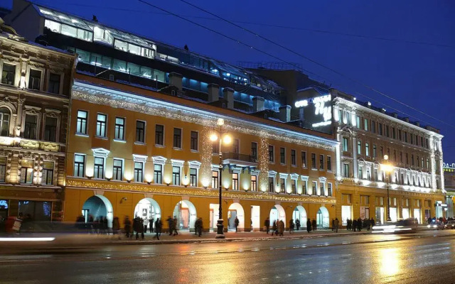 Апартаменты Business Apartments on Nevsky 79 вид на фасад
