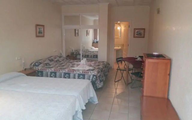 Hotel Costa Blanca Resort Рохалес комната для гостей