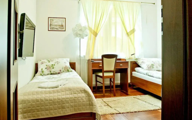 Hanunu Hostel комната для гостей