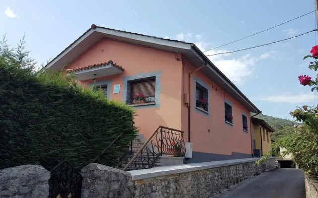 Отель La Casa de Carolina вид на фасад
