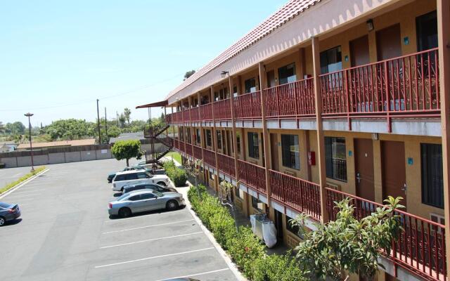 Budget Inn Santa Ana 1