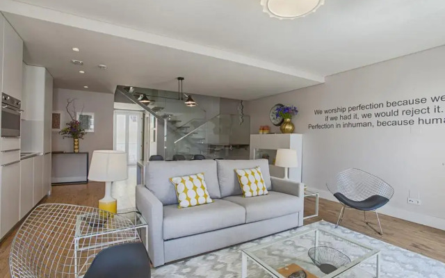 Апартаменты Chiado Square - Lisbon Best Apartments Лиссабон комната для гостей