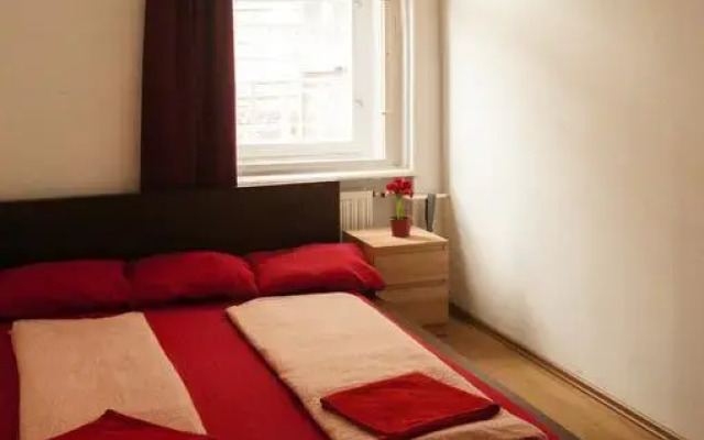 2night Hostel комната для гостей