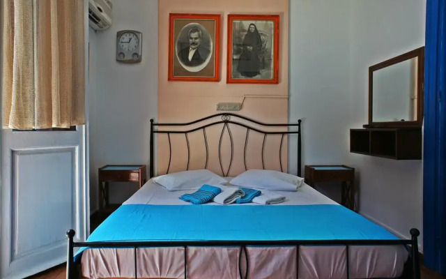 Dioskouros Hostel комната для гостей