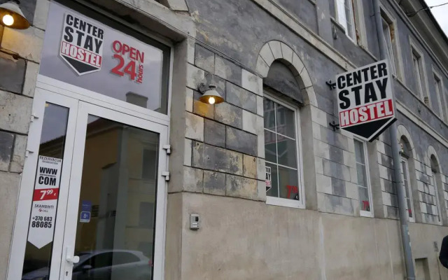 Отель Center Stay Hostel Литва, Вильнюс - 4 отзыва об отеле, цены и фото номеров - забронировать отель Center Stay Hostel онлайн вид на фасад
