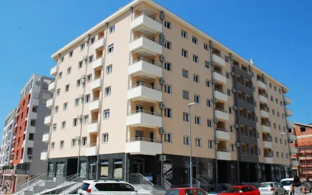 Апартаменты Azzuro Lux Apartments вид на фасад