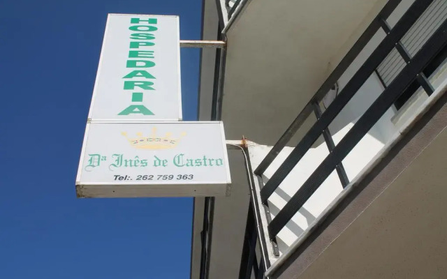 Отель Hospedaria D´Ines De Castro вид на фасад