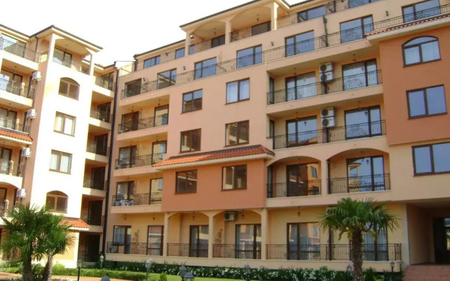 Апартаменты Menada Diamant Residence Apartments Солнечный берег вид на фасад