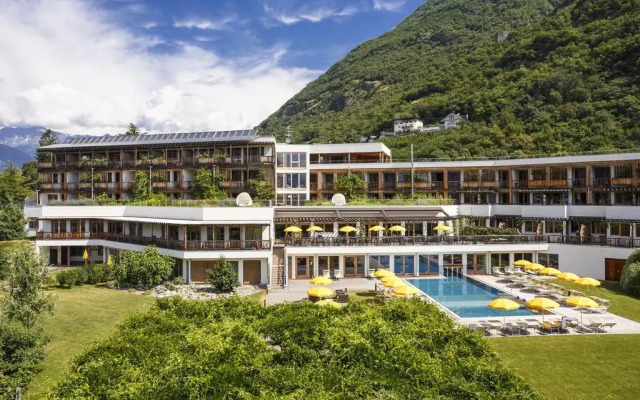 Отель theiners garten BIO Vitalhotel ****Superior Италия, Горнолыжный курорт Ортлер - отзывы, цены и фото номеров - забронировать отель theiners garten BIO Vitalhotel ****Superior онлайн вид на фасад