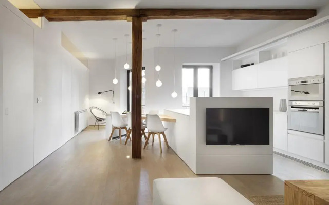 Отель Luna Apartment by FeelFree Rentals Испания, Сан-Себастьян - отзывы, цены и фото номеров - забронировать отель Luna Apartment by FeelFree Rentals онлайн комната для гостей