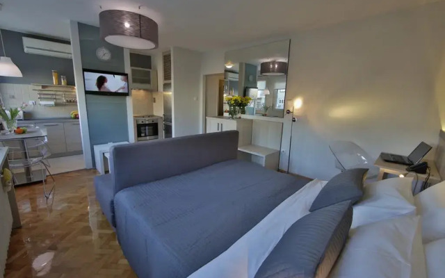Апартаменты Business & Travel Apartments комната для гостей