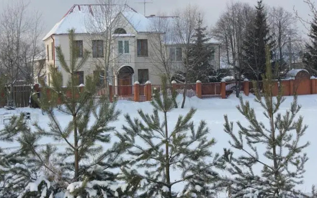 Гостиница Шереметьево вид на фасад