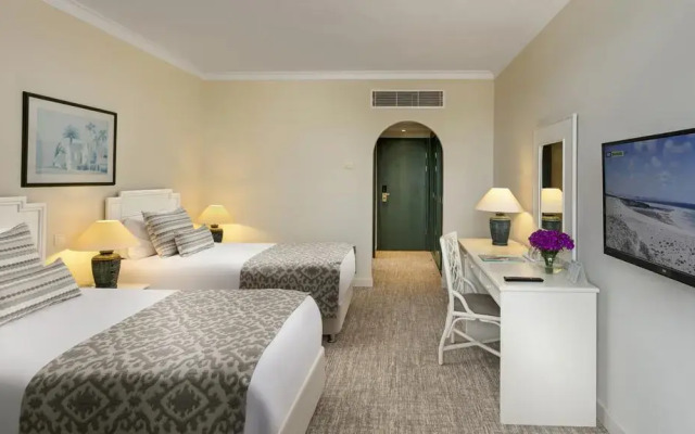 Отель Mirage Park Resort - All Inclusive