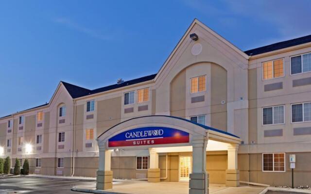 Candlewood Suites Secaucus 1