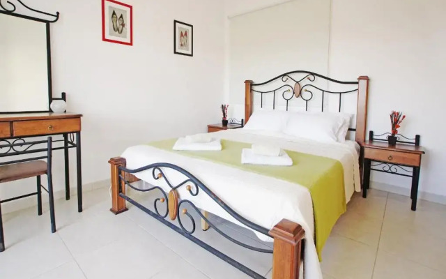 Отель Villa Yvonne комната для гостей