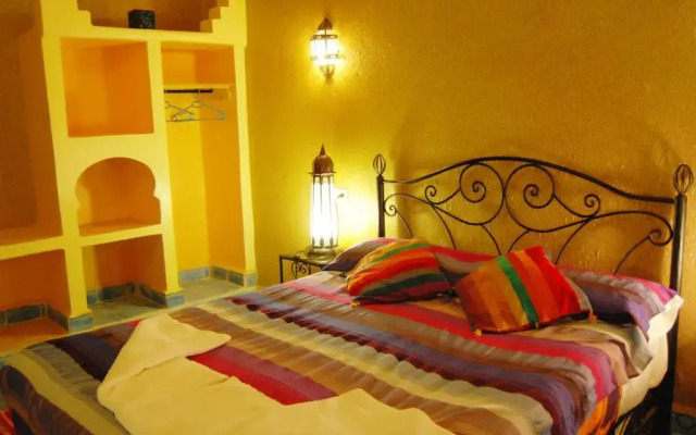 Отель Riad Ali Марокко, Мерзуга - отзывы, цены и фото номеров - забронировать отель Riad Ali онлайн комната для гостей