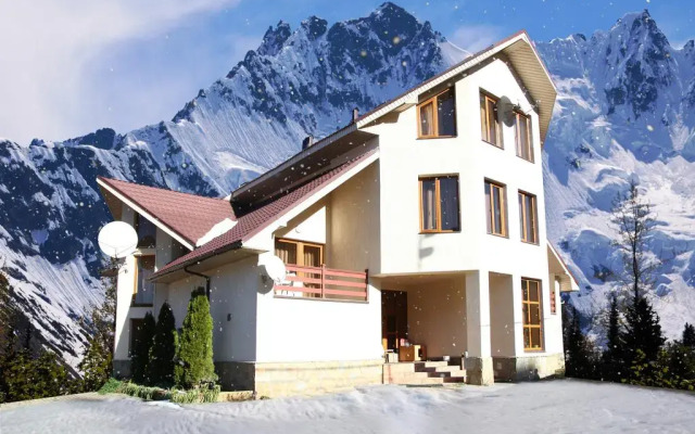 Гостиница Anna Guest House вид на фасад