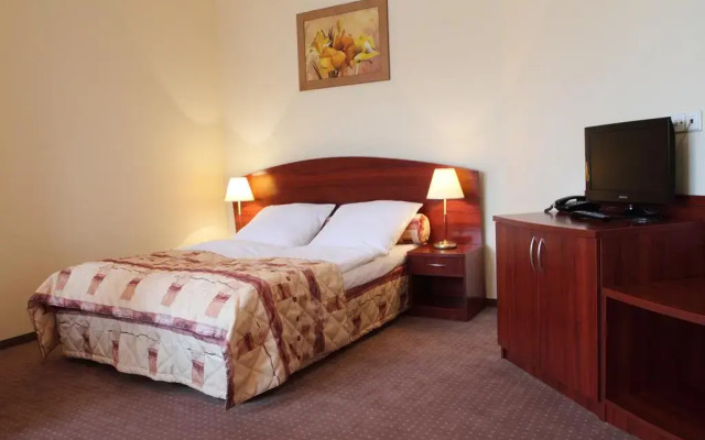 Отель Sport Hotel Poznan Польша, Познань - отзывы, цены и фото номеров - забронировать отель Sport Hotel Poznan онлайн комната для гостей