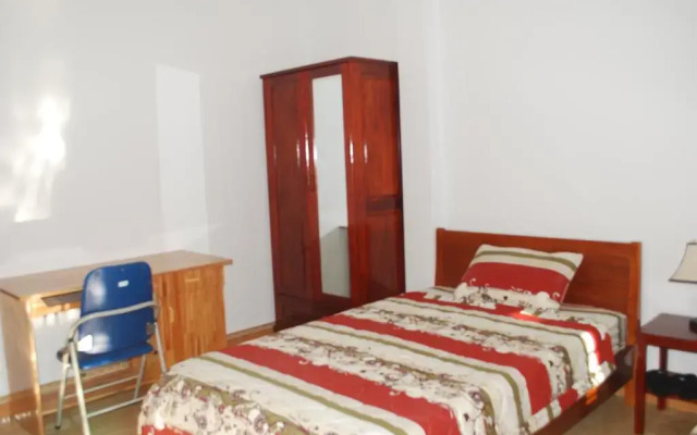 Отель De Vong Riverside Homestay Хойан комната для гостей