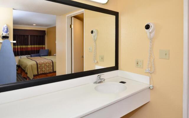 Americas Best Value Inn-Azusa/Pasadena 0