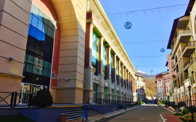 Апартаменты Apartments Gorki Gorod Krasnaya Polyana вид на фасад