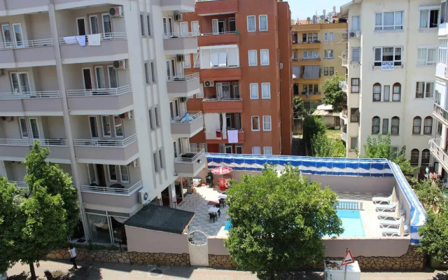 Diamond Hotel балкон