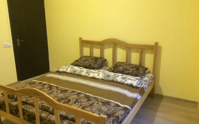 Old Yerevan Hostel & Tours комната для гостей