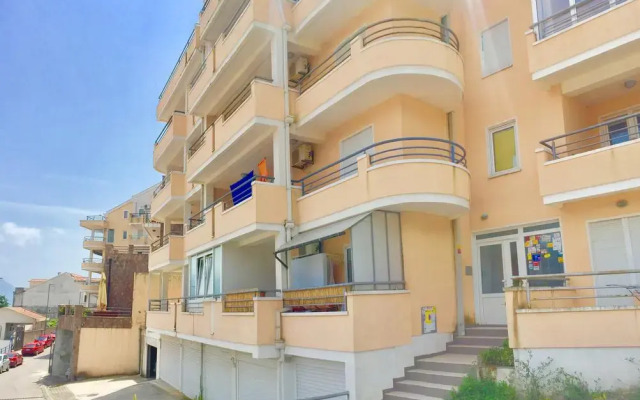 Апартаменты Apartment Bravo Budva вид на фасад