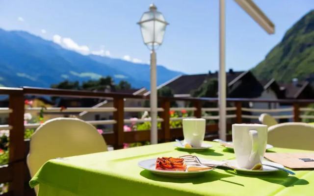 Vitalpina Hotel Waldhof Парчинес балкон