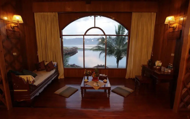 Hupin Hotel Khaung Daing Village Resort комната для гостей