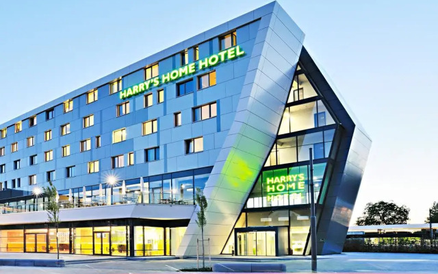 Отель Harry's Home Hotel München Германия, Мюнхен - 1 отзыв об отеле, цены и фото номеров - забронировать отель Harry's Home Hotel München онлайн вид на фасад
