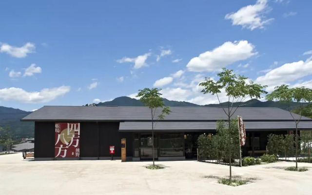 Отель Resort Kumano Club Начикатсуура парковка