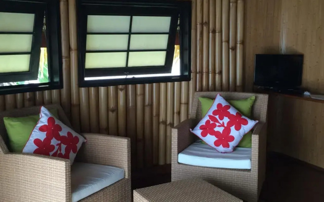 Отель Taoahere Beach House комната для гостей