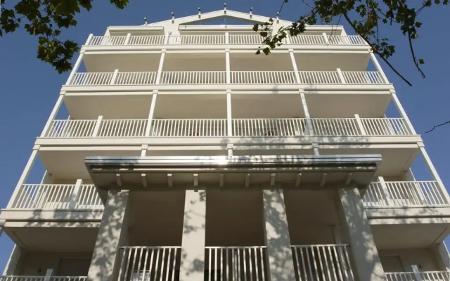 Le Rose Suite Hotel вид на фасад