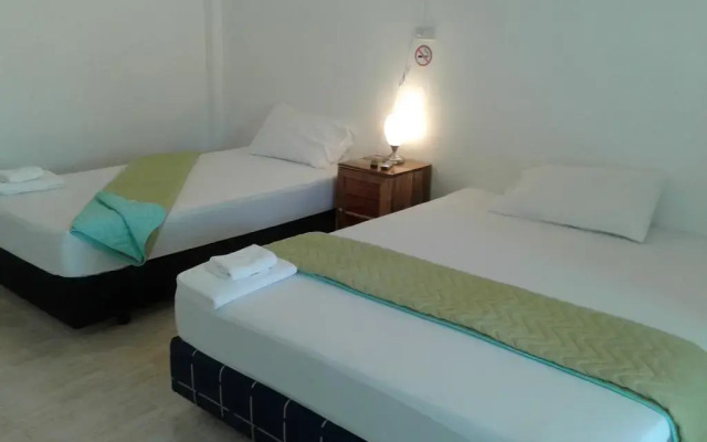 Отель Resort at Cherngtalay комната для гостей