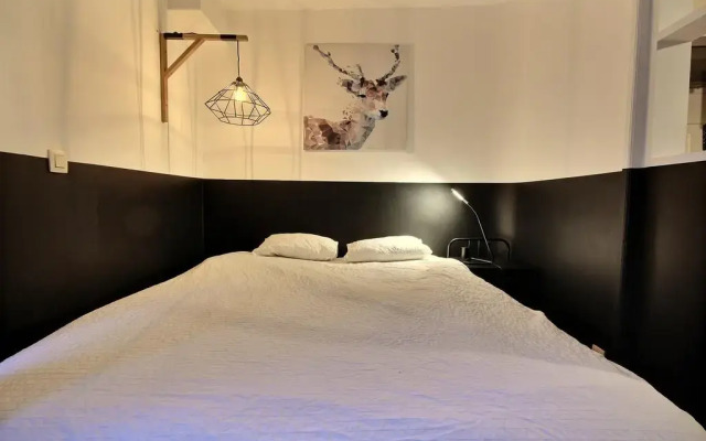 Отель Liège flats комната для гостей