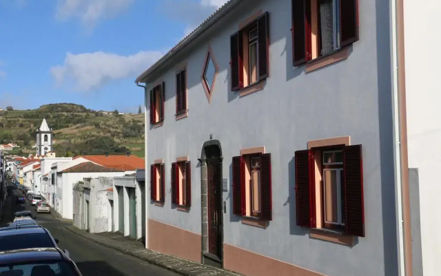 Отель Apartamentos São João вид на фасад