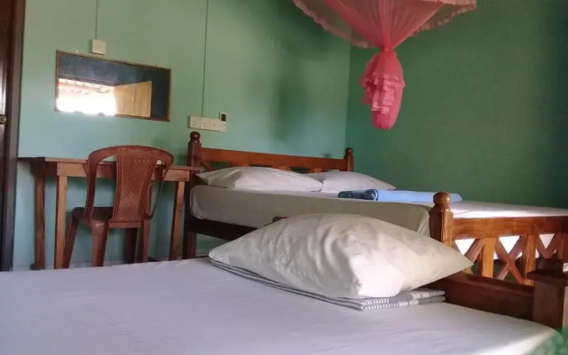 Отель Village Garden Inn комната для гостей