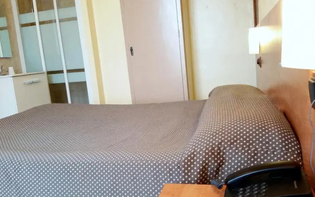 Отель Hostal Capitol Ramblas Барселона комната для гостей
