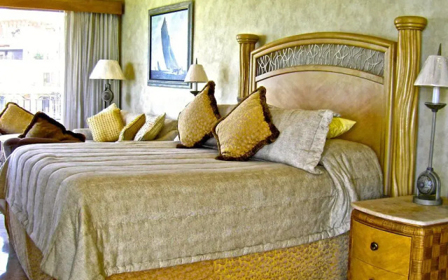 Отель Medano Beach Villas Кабо-Сан-Лукас комната для гостей