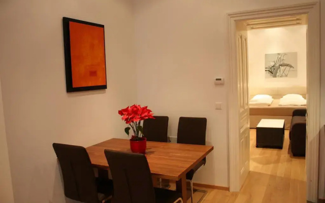 Отель Opera Studio Apartment Австрия, Вена - отзывы, цены и фото номеров - забронировать отель Opera Studio Apartment онлайн комната для гостей